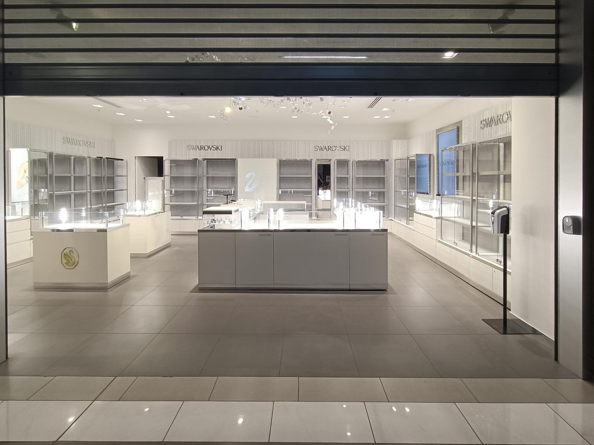 2022 SWAROVSKI 000014 copia