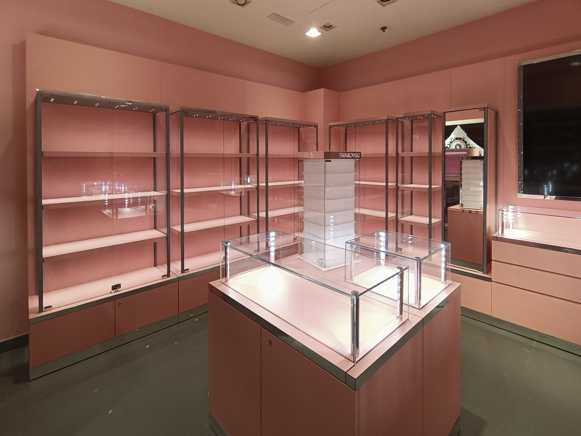 2022 SWAROVSKI 000034 copia