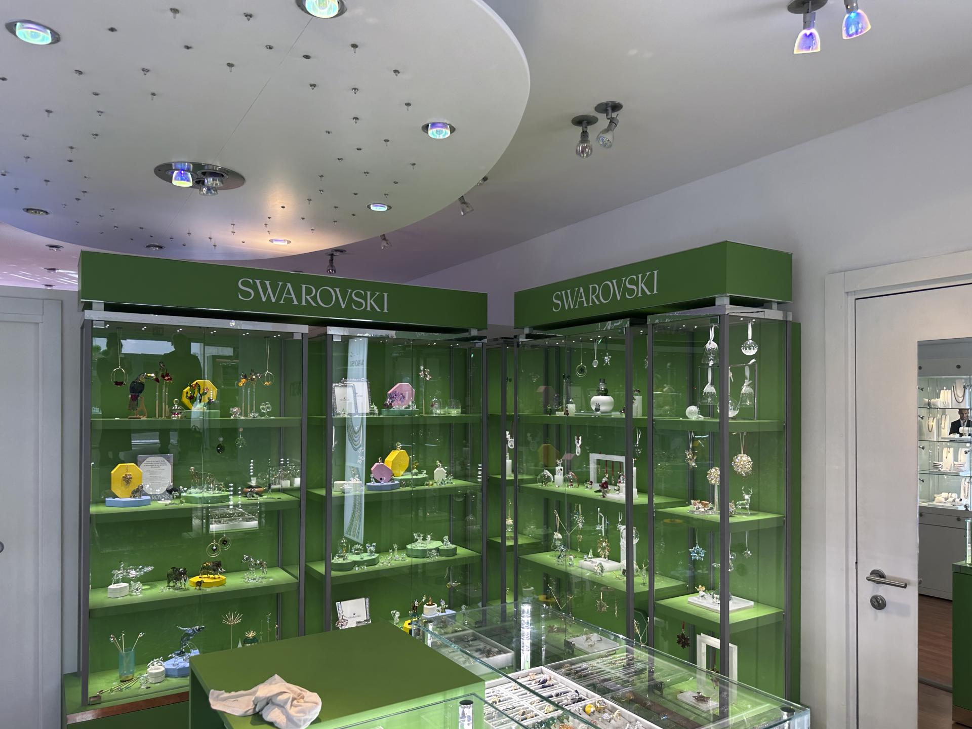 2022 SWAROVSKI 000049 copia